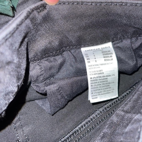 American Eagle Outfitters Women's Black Jeans - Picture 4 of 4